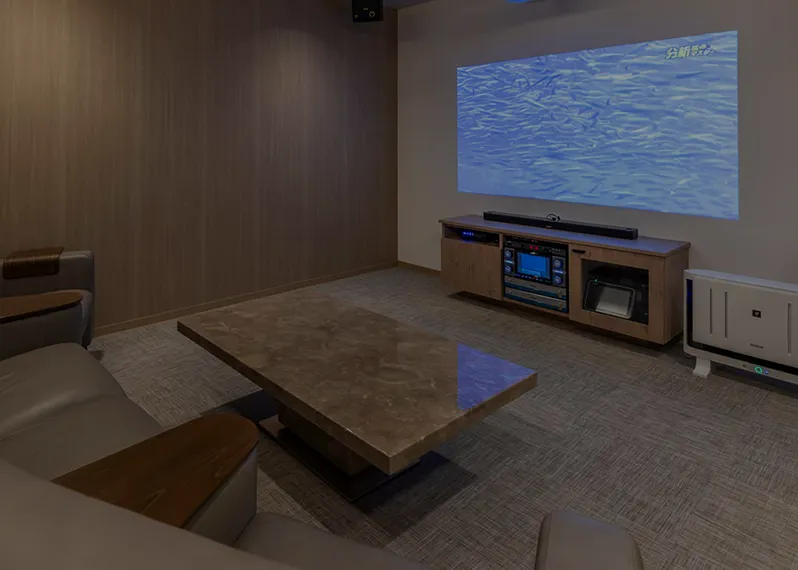 大画面シアタールーム